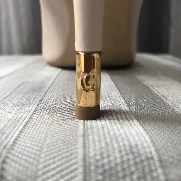 GUESS nude heels - Picture 5 of 8